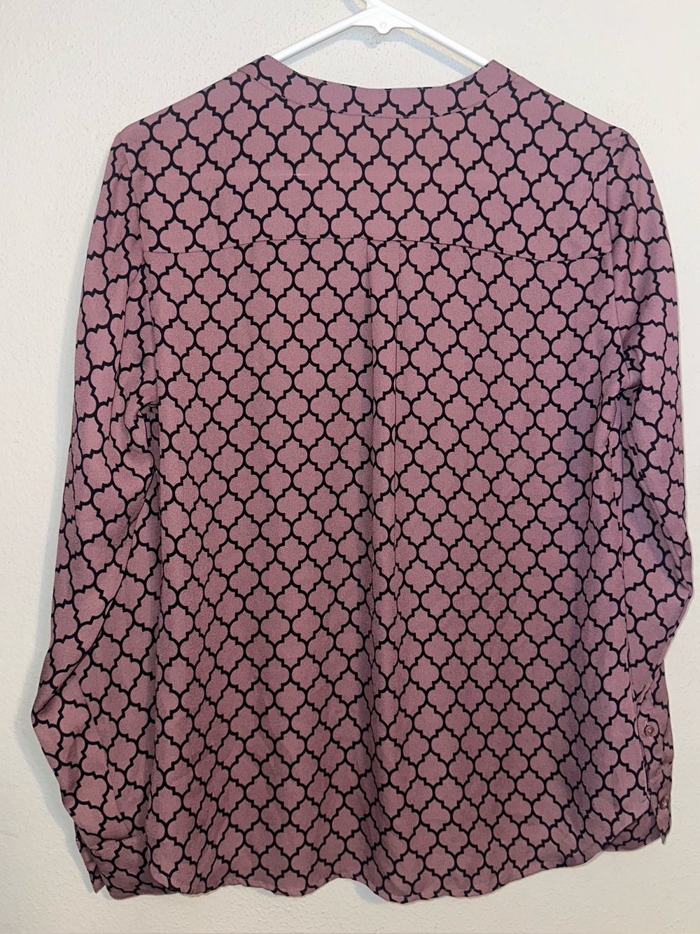 Express Pink Patterned Long-Sleeve Zip Blouse - Picture 4 of 4